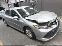 4T1B11HK0JU574993 2018 TOYOTA CAMRY