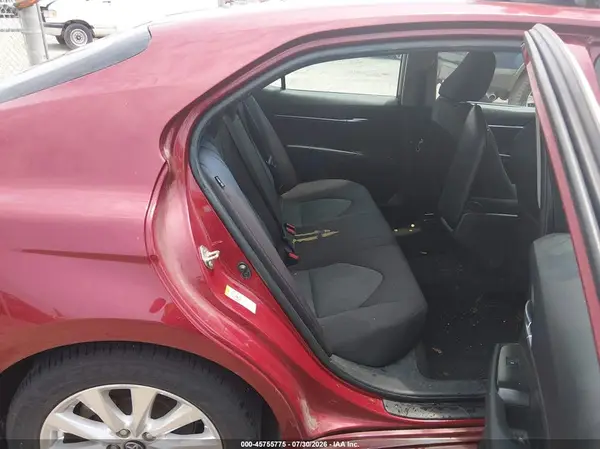 4T1B11HK0JU576114 2018 TOYOTA CAMRY - Image 8