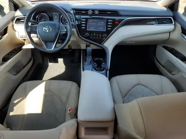 4T1B11HK0JU580552 2018 TOYOTA CAMRY - Image 8