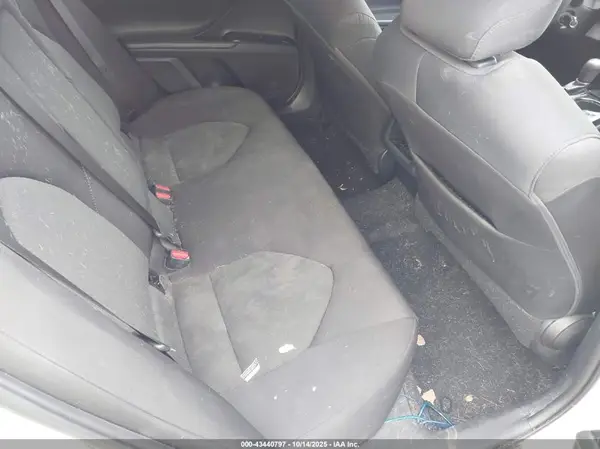 4T1B11HK0JU581832 2018 TOYOTA CAMRY - Image 8