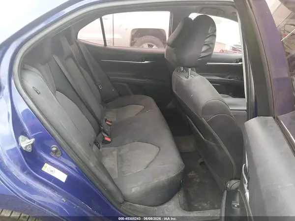 4T1B11HK0JU582673 2018 TOYOTA CAMRY - Image 8