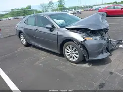 4T1B11HK0JU589901 2018 TOYOTA CAMRY