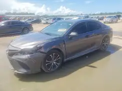 4T1B11HK0JU596332 2018 TOYOTA CAMRY