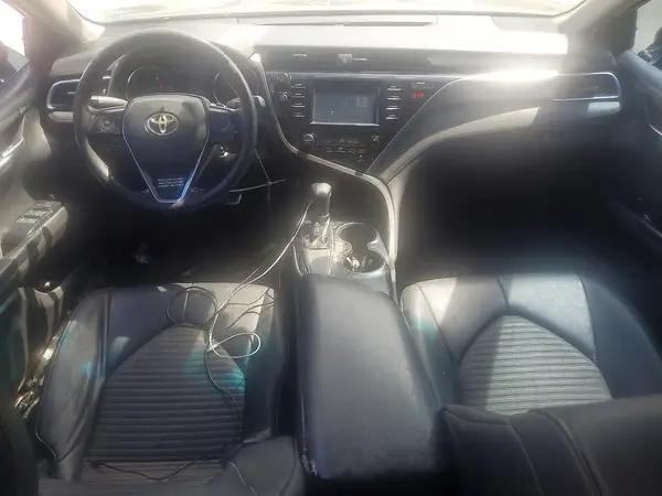 4T1B11HK0JU596332 2018 TOYOTA CAMRY - Image 8