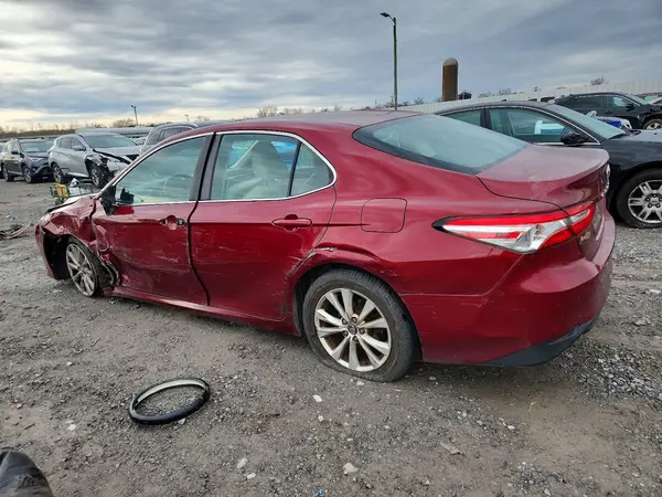 4T1B11HK0JU596430 2018 TOYOTA CAMRY - Image 2