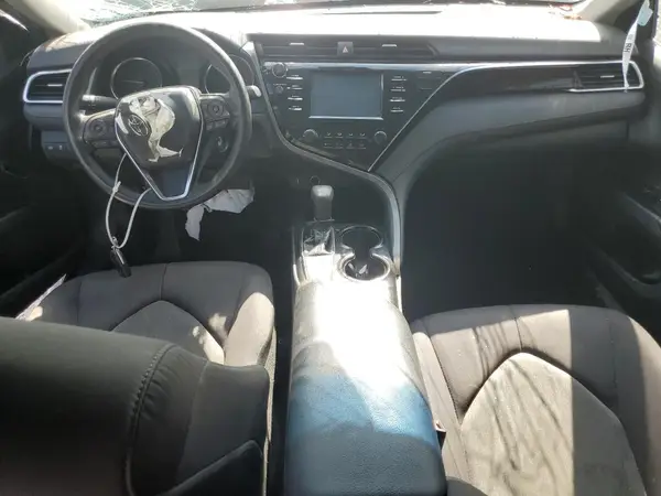 4T1B11HK0JU596573 2018 TOYOTA CAMRY - Image 8
