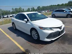 4T1B11HK0JU602517 2018 TOYOTA CAMRY