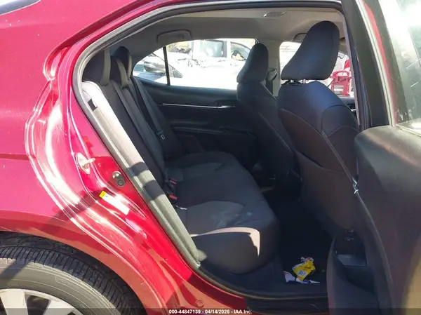 4T1B11HK0JU603179 2018 TOYOTA CAMRY - Image 8