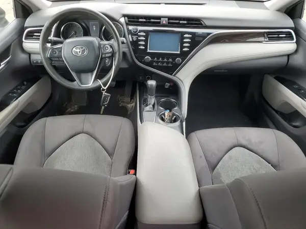 4T1B11HK0JU603313 2018 TOYOTA CAMRY - Image 8
