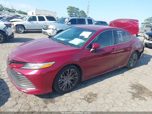 4T1B11HK0JU603490 2018 TOYOTA CAMRY - Image 2