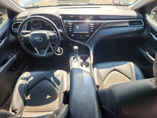 4T1B11HK0JU605062 2018 TOYOTA CAMRY - Image 8