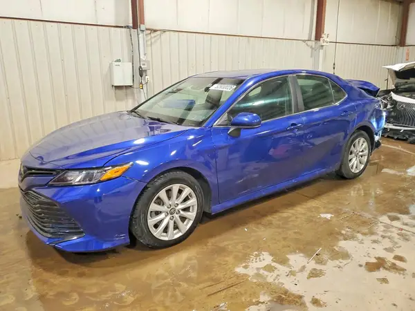 4T1B11HK0JU606082 2018 TOYOTA CAMRY - Image 1
