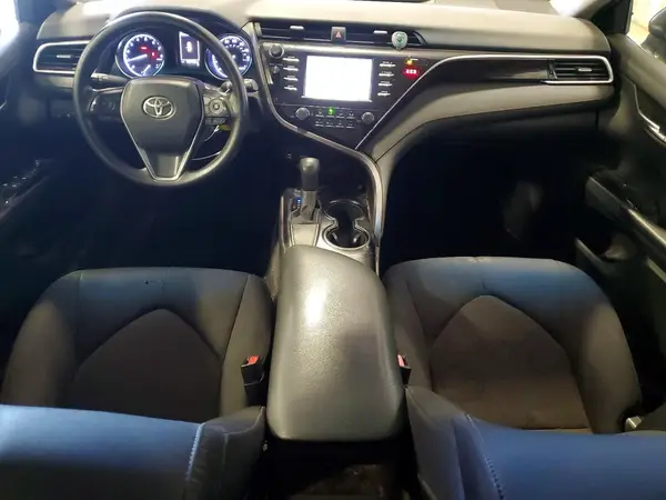 4T1B11HK0JU606082 2018 TOYOTA CAMRY - Image 8