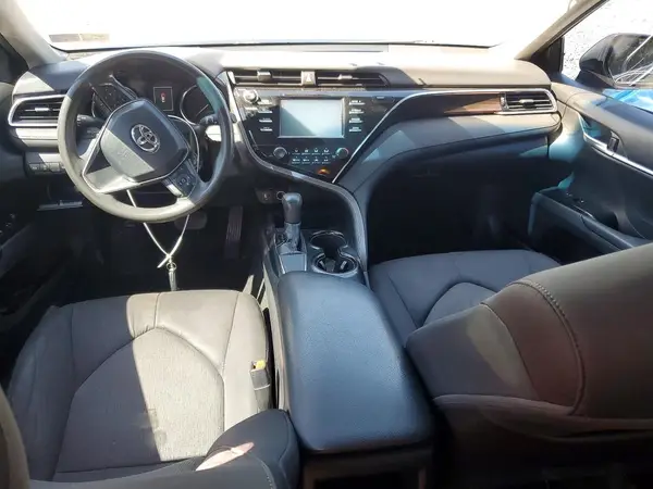 4T1B11HK0JU606132 2018 TOYOTA CAMRY - Image 8