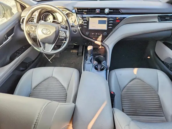 4T1B11HK0JU608382 2018 TOYOTA CAMRY - Image 8
