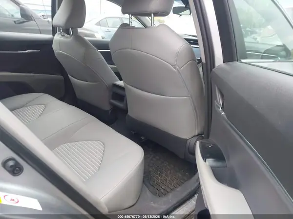 4T1B11HK0JU611153 2018 TOYOTA CAMRY - Image 8