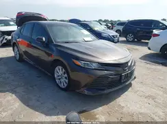 4T1B11HK0JU611329 2018 TOYOTA CAMRY
