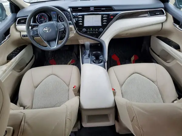 4T1B11HK0JU611976 2018 TOYOTA CAMRY - Image 8