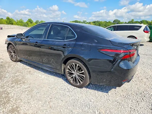 4T1B11HK0JU612187 2018 TOYOTA CAMRY - Image 2