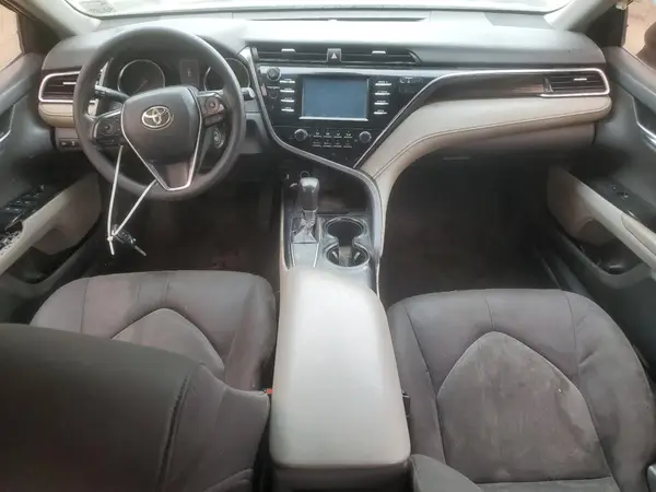 4T1B11HK0JU614196 2018 TOYOTA CAMRY - Image 8