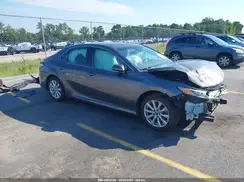 4T1B11HK0JU616207 2018 TOYOTA CAMRY