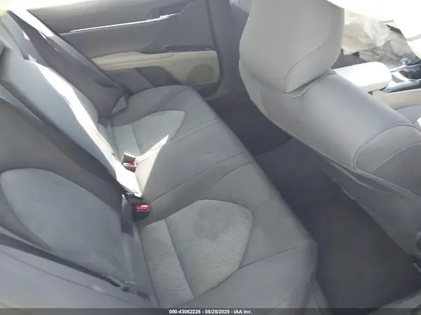 4T1B11HK0JU616207 2018 TOYOTA CAMRY - Image 8