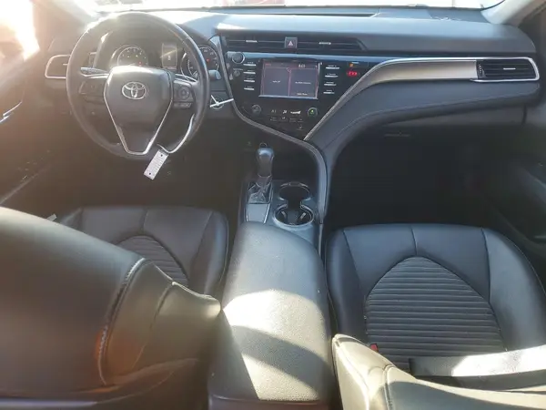 4T1B11HK0JU617602 2018 TOYOTA CAMRY - Image 8
