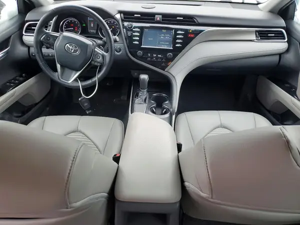 4T1B11HK0JU618958 2018 TOYOTA CAMRY - Image 8