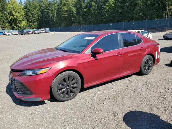 4T1B11HK0JU621052 2018 TOYOTA CAMRY - Image 1