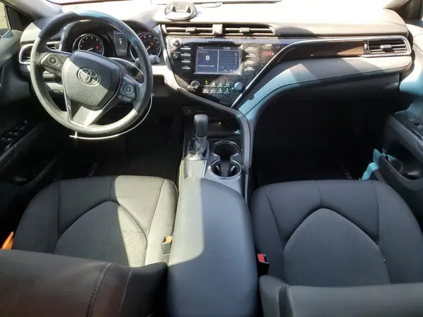 4T1B11HK0JU621052 2018 TOYOTA CAMRY - Image 8