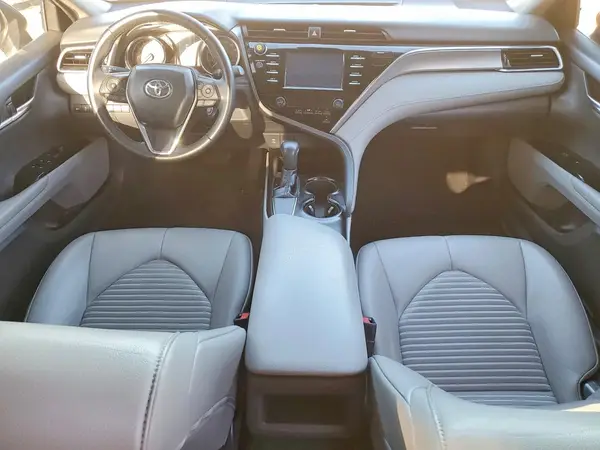 4T1B11HK0JU621181 2018 TOYOTA CAMRY - Image 8