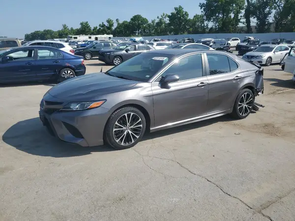 4T1B11HK0JU626834 2018 TOYOTA CAMRY - Image 1