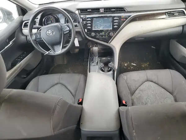 4T1B11HK0JU626901 2018 TOYOTA CAMRY - Image 8