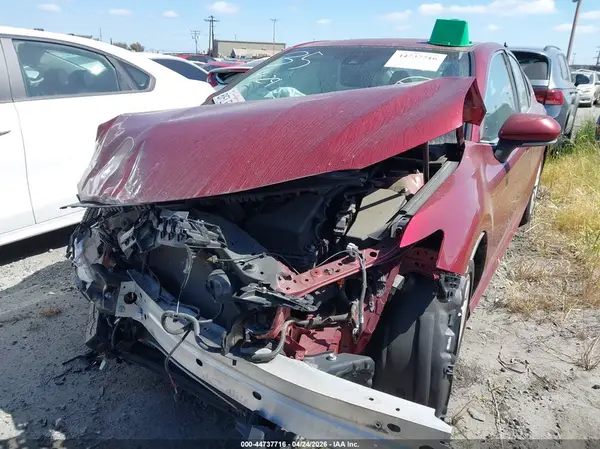 4T1B11HK0JU634593 2018 TOYOTA CAMRY - Image 2