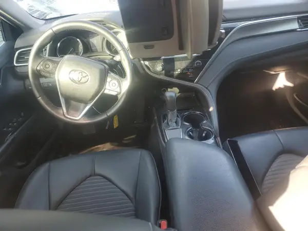 4T1B11HK0JU635260 2018 TOYOTA CAMRY - Image 8
