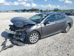 4T1B11HK0JU636344 2018 TOYOTA CAMRY