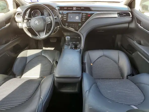 4T1B11HK0JU643066 2018 TOYOTA CAMRY - Image 8