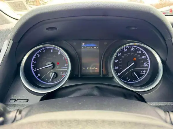 4T1B11HK0JU643925 2018 TOYOTA CAMRY - Image 8