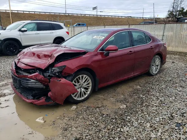 4T1B11HK0JU645836 2018 TOYOTA CAMRY - Image 1