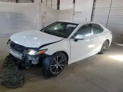 4T1B11HK0JU647764 2018 TOYOTA CAMRY