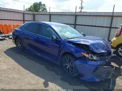 4T1B11HK0JU648476 2018 TOYOTA CAMRY