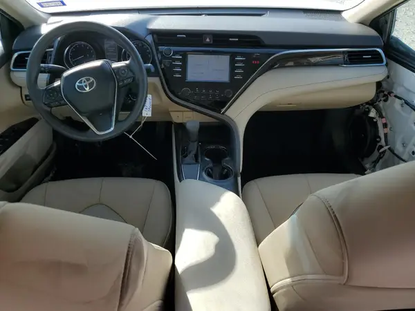 4T1B11HK0JU650714 2018 TOYOTA CAMRY - Image 8