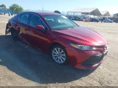 4T1B11HK0JU651622 2018 TOYOTA CAMRY