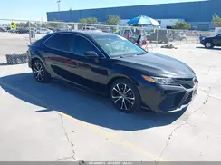 4T1B11HK0JU652947 2018 TOYOTA CAMRY