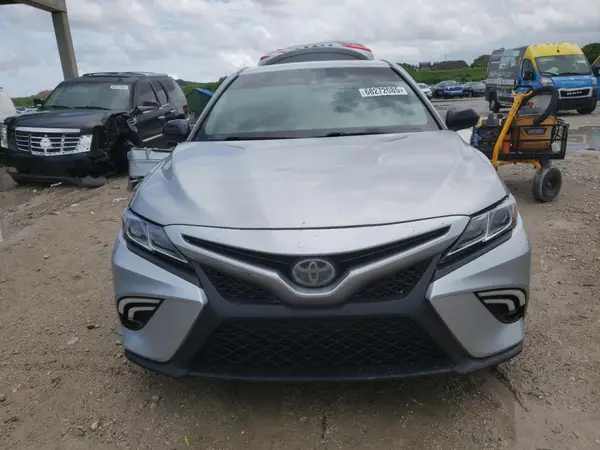 2018 TOYOTA CAMRY COPART lot 68272085 auction photo 5