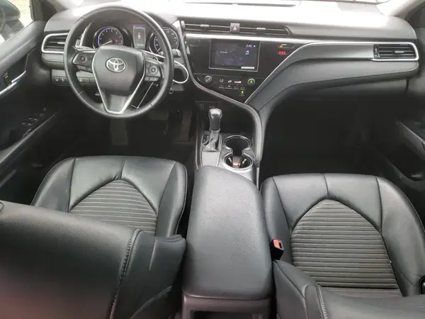 4T1B11HK0JU655783 2018 TOYOTA CAMRY - Image 8