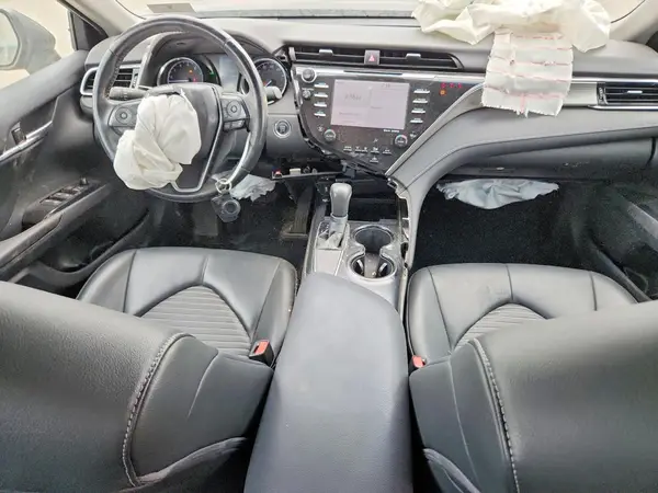 4T1B11HK0JU657596 2018 TOYOTA CAMRY - Image 8