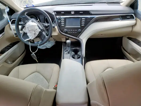 4T1B11HK0JU665116 2018 TOYOTA CAMRY - Image 8