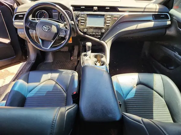 4T1B11HK0JU665682 2018 TOYOTA CAMRY - Image 8