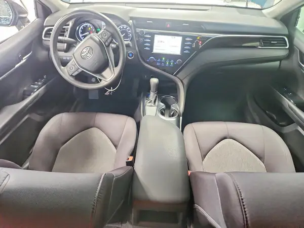 4T1B11HK0JU668128 2018 TOYOTA CAMRY - Image 8